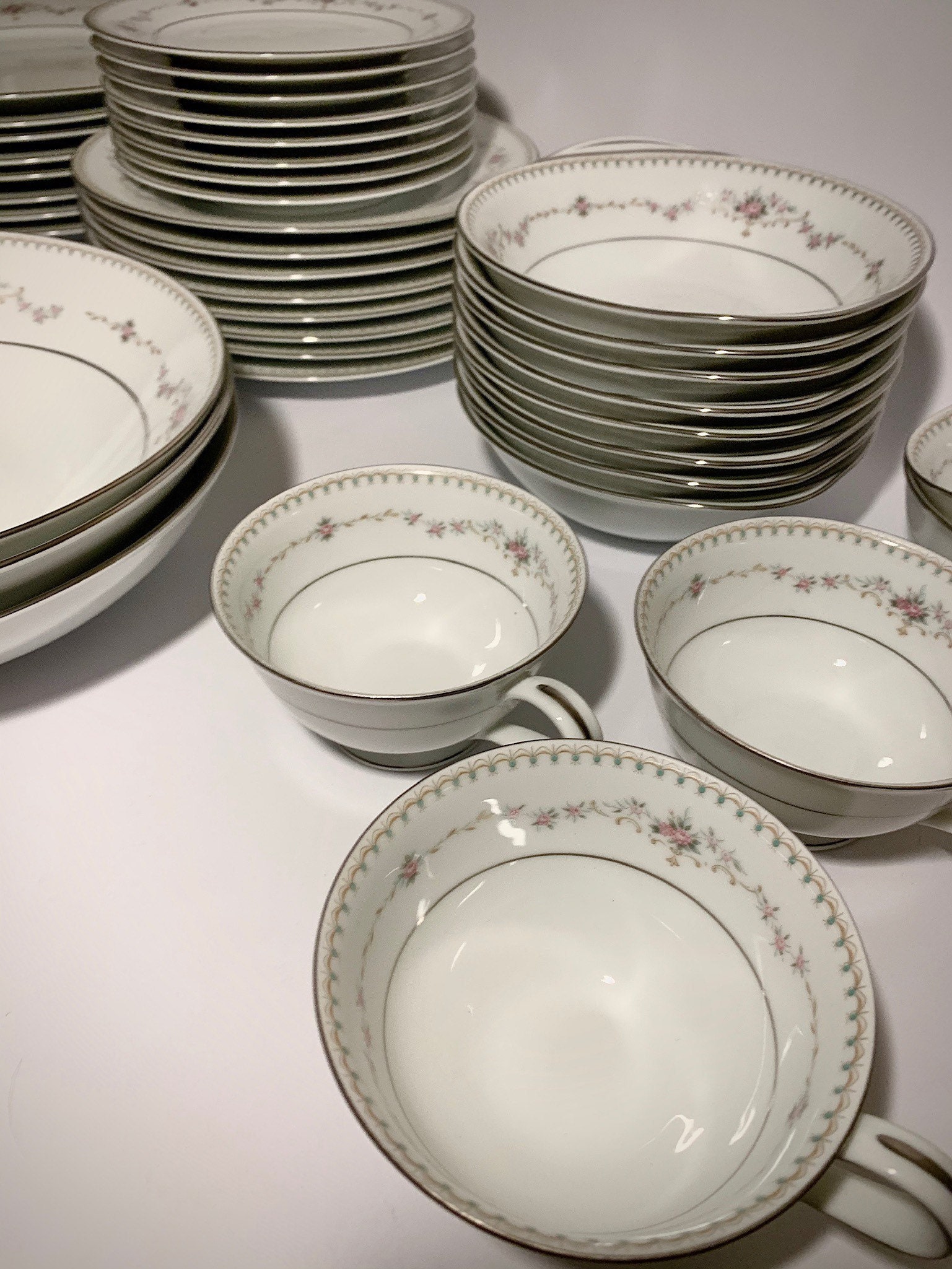 Vintage Noritake China: Fairmont 6102 Platinum Trim, Floral