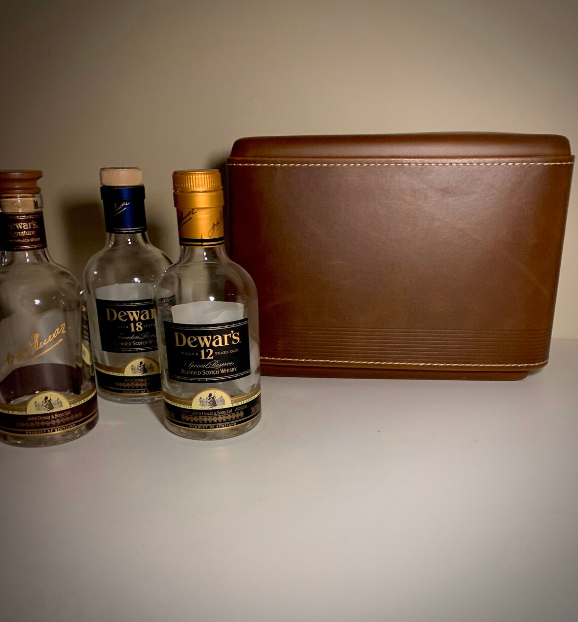 Dewars Scotch Multi Bottle Gift Set With Leather Case Mini