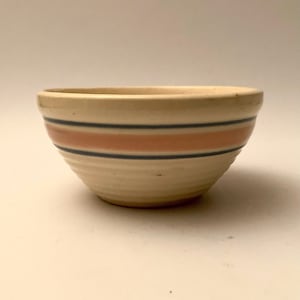 Vintage Yellow Ware Blue and Pink Band Mixing Bowl, Oven Proof USA 5 1/2, Nesting Beehive Bowl