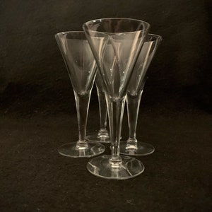 Vintage Set von (4) klaren Cocktailgläsern mit dickem gezogenem Stiel