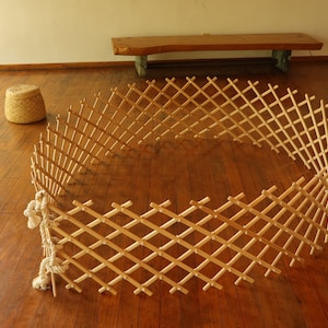 Box aperto in legno e cotone