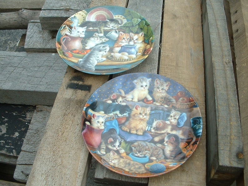 2 Litter Rascal Kitten Plates by Jurgen Schols Frisky Business and Kitchen Capers Bradford Exchange Collection Porcelain