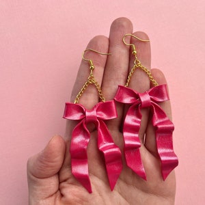 Coquette faux satin ribbon earrings/ vintage bow earrings/ bow shaped jewelry/ valentine's day jewelry/ girly earrings/ princesscore