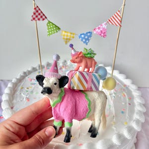 Farm Animal Cake Topper/ birthday party animals/ farm themed kids party/ birthday cake accessories/ cow with party hat/ pig with party hat