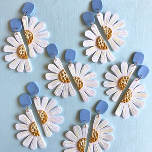 Daisy Earrings/ Flower Earrings/ Floral Earrings/ Daisy Jewelry/ Polymer Clay Earrings/ Statement Earrings/ Modern Earrings/ Cute Earrings image 1
