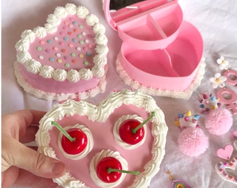ハート型ケーキ型ジュエリーボックス／かわいいジュエリー収納／Y2K風