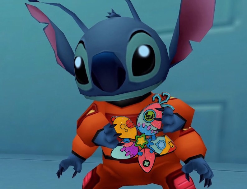Kingdom Hearts Stitch Wayfinder Enamel Pin