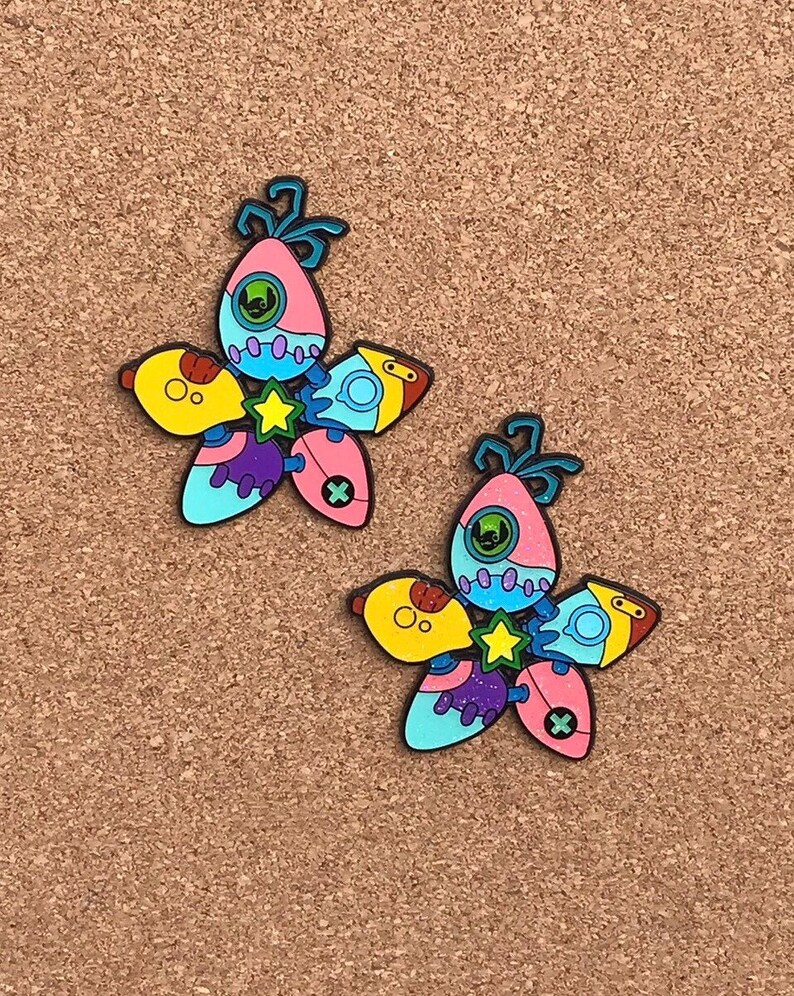 Kingdom Hearts Stitch Wayfinder Enamel Pin