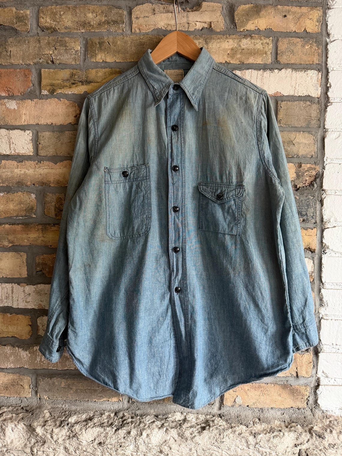 Vintage 1930s 1940s Big Yank Chambray Work Shirt, Cigarette Pocket image 1