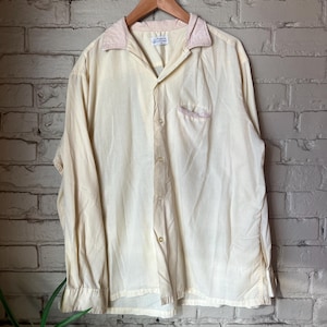 Camisa de dormir vintage Penneys amarilla clara de los años 50, con botones