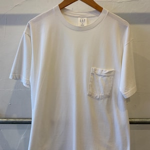 Vintage 90's Gap One Pocket Single Stitch Cotton White T Shirt Medium