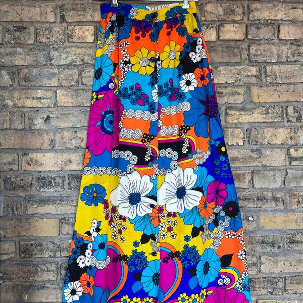 26” Waist, 60s 70s Vibrant Psychedelic Mod Floral Print Maxi Skirt, Groovy, Hippie - K