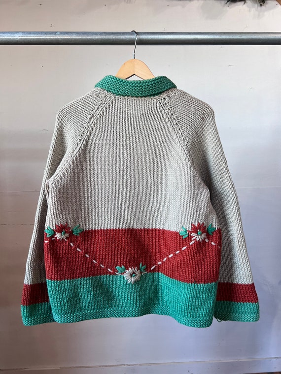 M, 1950s Green and Orange Cowichan Sweater, Flower - image 5