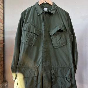 Small Long, Vintage 1960s Vietnam Slant Pocket Jungle Fatigue, Vintage Military - F
