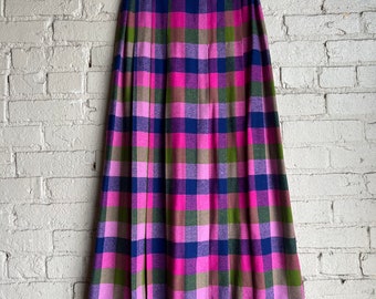 26" Waist, 1960s 1970s Tami San Fransisco Plaid Pleated Maxi Skirt, Fun, Maximalist