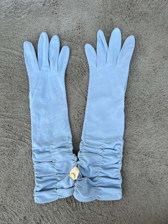 NWT 1970s Ruched Sky Blue Evening Gloves, Formal G
