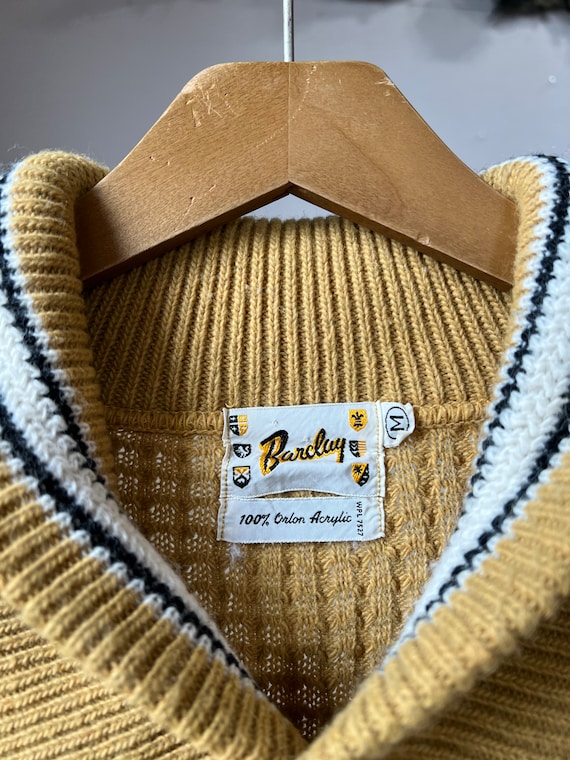 Med, 1950s 1960s Barclay Shawl Sweater, Acrylic, … - image 2