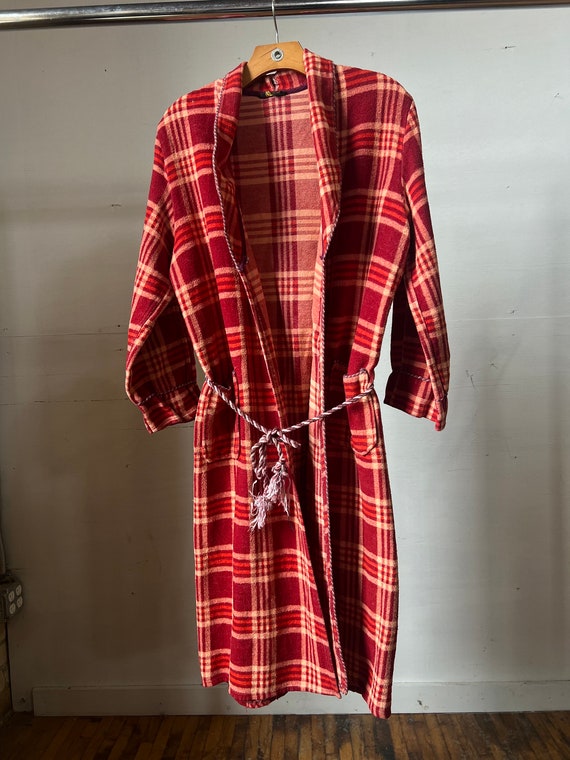 1950s Cotton Beacon Plaid Flannel Beacon Robe, Vin
