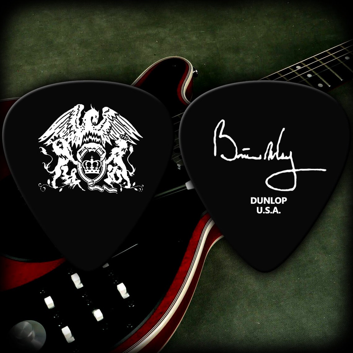 Use Banjo Strings Brian May Guitar Pick QUEEN Brian May