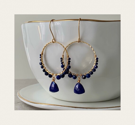 24k goldplated sparkle hoepeloorbellen met lapis lazuli