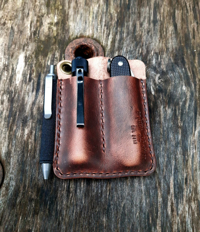 Pocket organizer edc wallet leather Leder Victorinox Pioneer Fisher Space Pen Olight I3t image 3