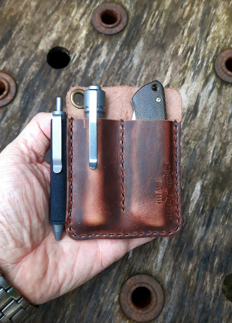 Pocket organizer edc wallet leather Leder Victorinox Pioneer Fisher Space Pen Olight I3t image 5