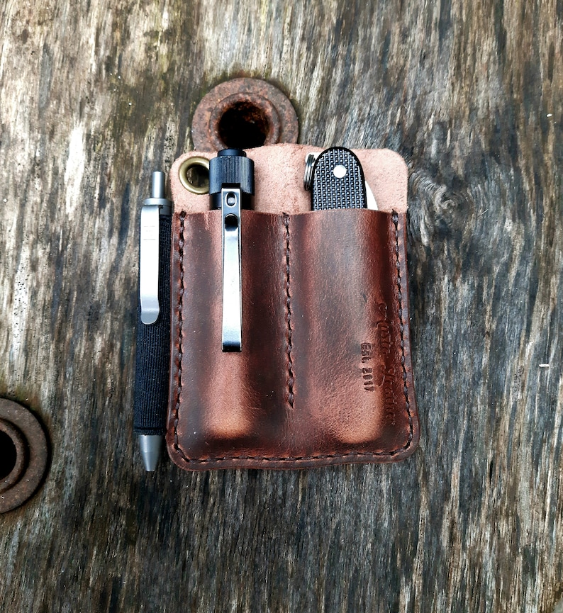 Pocket organizer edc wallet leather Leder Victorinox Pioneer Fisher Space Pen Olight I3t image 4