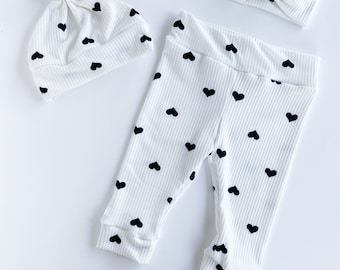 Black and white hearts ribbed Baby Girl Boy Set Leggings Hat Headband Gift Baby Shower Photo Prop newborn Take Home Outfit Birthday Pants