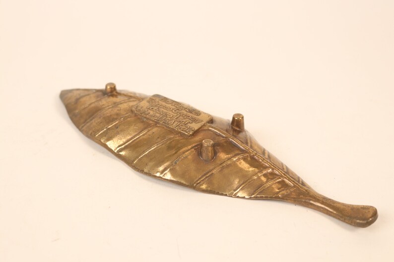 1982 RJ Reynolds Brass Tobacco Leaf Ashtray Vintage Retro Office