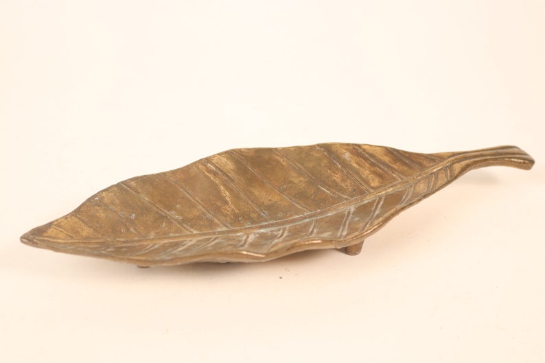 1982 RJ Reynolds Brass Tobacco Leaf Ashtray Vintage Retro Office