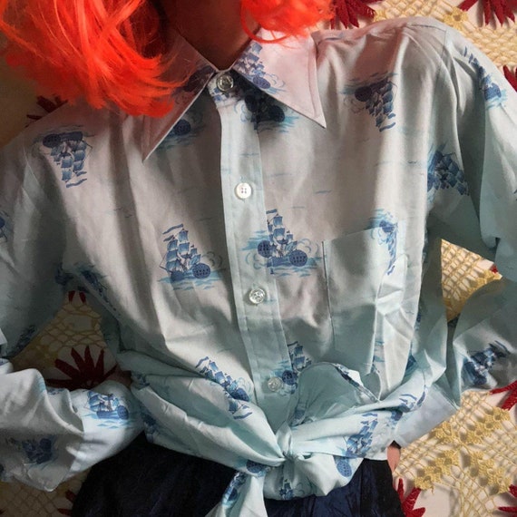 true vintage 70s long sleeve baby blue 70s button