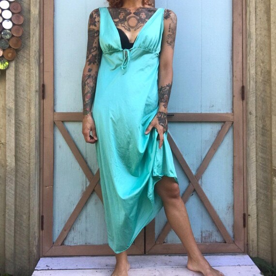 true vintage 80s sleeveless teal long Lingerie sli