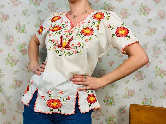 Vintage 1960’s/70’s White Cotton Floral Embroider… - image 3