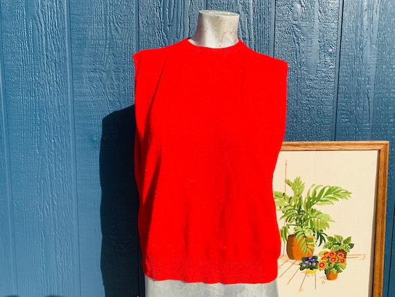 Athletic Sleeveless Shirt. Vintage 