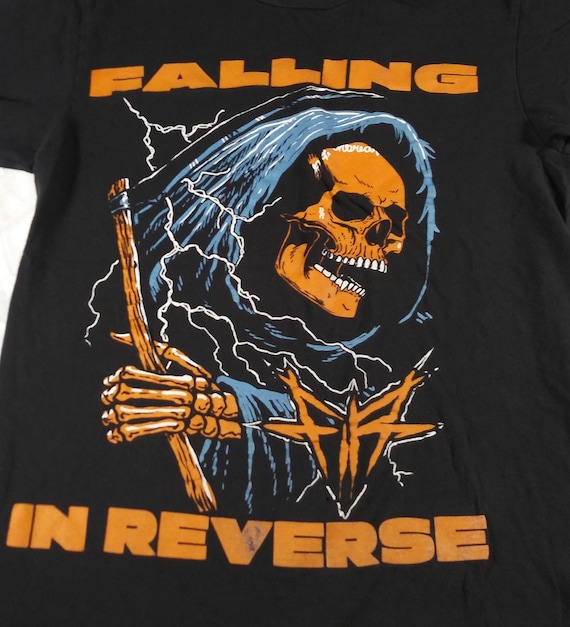 Falling in reverse shirt small NOT VINTAGE - image 1