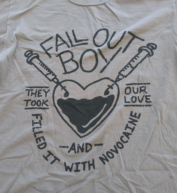 Have one to sell? Sell now Fallout Boy shirt large