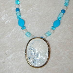 Handmade Sky Blue Hook Loop Brass Look Clasp Beaded Women&#39;s Necklace Cameo Pendant