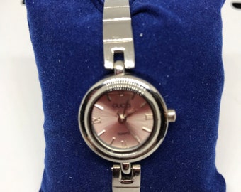 Vintage Silver Faced GUCCI Women’s Wrist Watch
