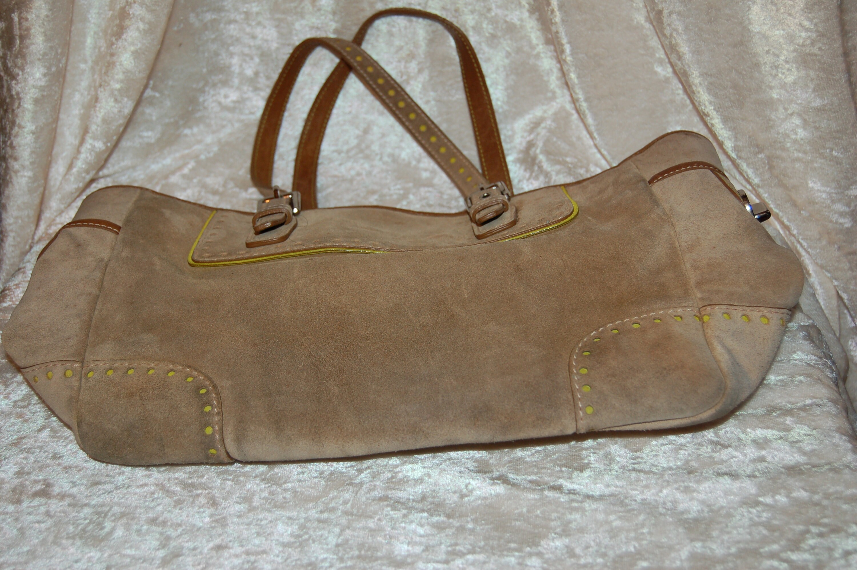 Vintage Coach No. G04Q-1430 Buckskin Suede Leather Purse With