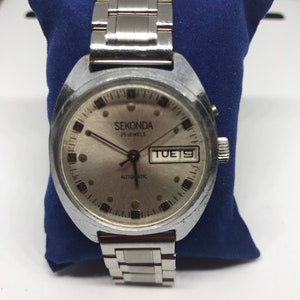 Vintage Kinetic Mechanical SEKONDA 25 JEWEL Wrist Watch