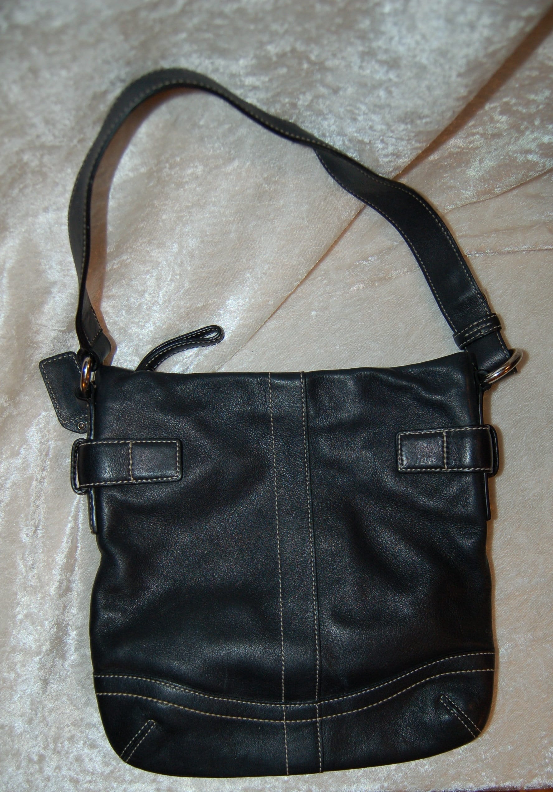 VINTAGE COACH Black Leather Soho Slim Duffle Convertible Shoulder