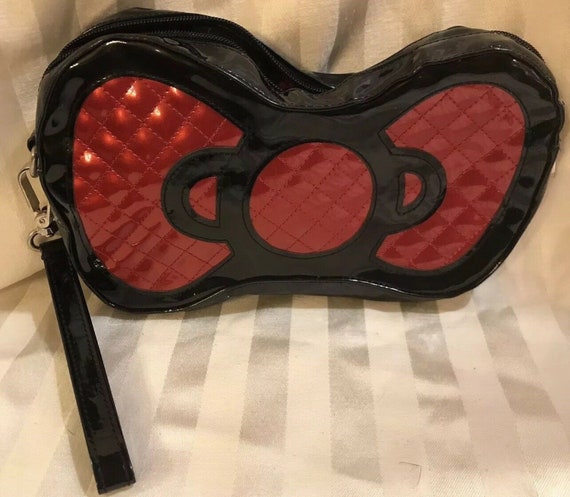 Hello Kitty Wristlet Clutch BOW & KITTY