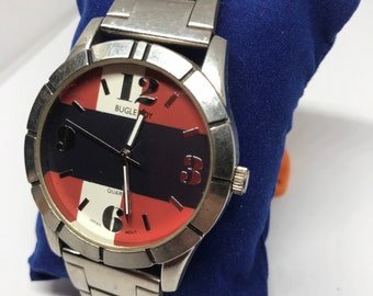 Vintage rojo blanco y azul cara bugle boy reloj de pulsera de cuarzo