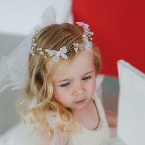 Witte vlinderkroon, bloemenmeisje hoofdband, verjaardag meisje hoofdband, haaraccessoires voor babymeisje, bruiloft bruids haar sieraad