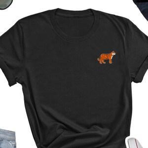 Camiseta de tigre, linda camiseta con icono de tigre, camiseta de tigre, linda camiseta de tigre, camiseta de regalo para amantes de los tigres, camiseta UNISEX de regalo para amigos amantes de los tigres