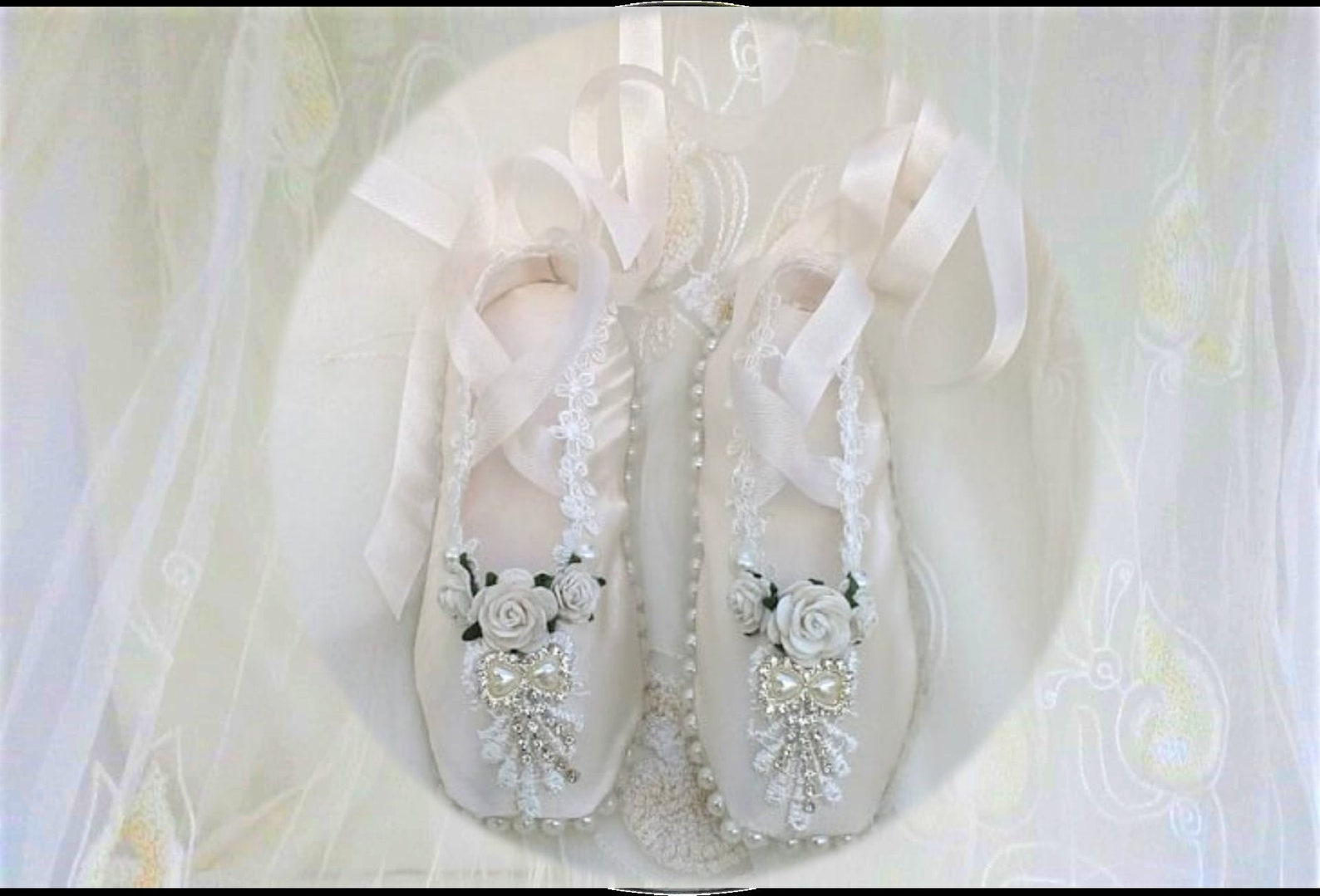 hand made ballet shoes, decorated ballet slippers, pointe shoes, decorative ballet shoes, shabby chic, ballet dancing shoes,gift hand made ballet shoes, decorated ballet slippers, pointe shoes, decorative ballet shoes, shabby chic, ballet dancing shoes,gift