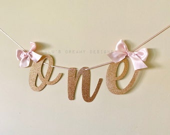 ONE High Chair Banner, Rose Gold Glitter with Pink Bows, Age Banner, First Birthday Party Decor, Birthday Girl Banner, Princess Birthday