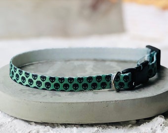 Alien Cat Collar