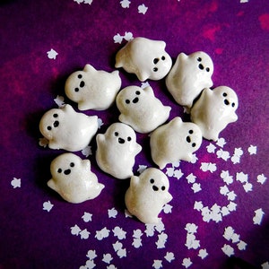 Kawaii Pudgy Ghost Cabochons