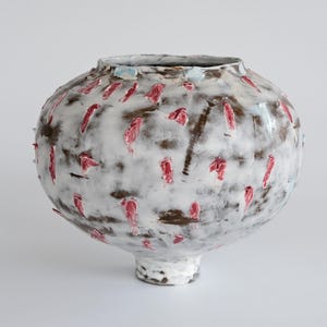 Modern Handmade Ceramic Vase - Sculptural Pottery for Minimalist Home Decor - Unique Art Object